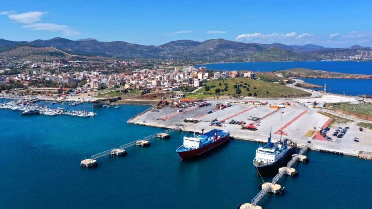 Θάνατος 41χρονου ναυτικού σε φορτηγό πλοίο στο Λαύριο
