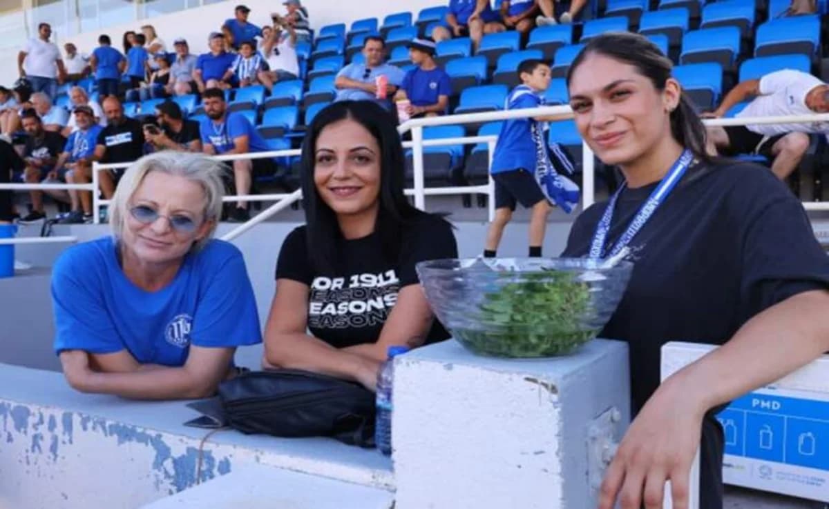 סטלה מרקו: הצהרות על קרק, משקיעים ואמברגו באנורתוסיס