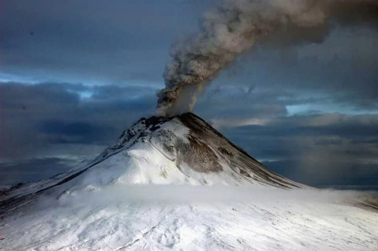 气候变化：威胁激活数百座火山