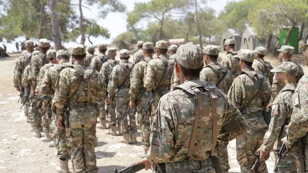 Se posponen las ceremonias de alistamiento debido a los incendios de Limassol