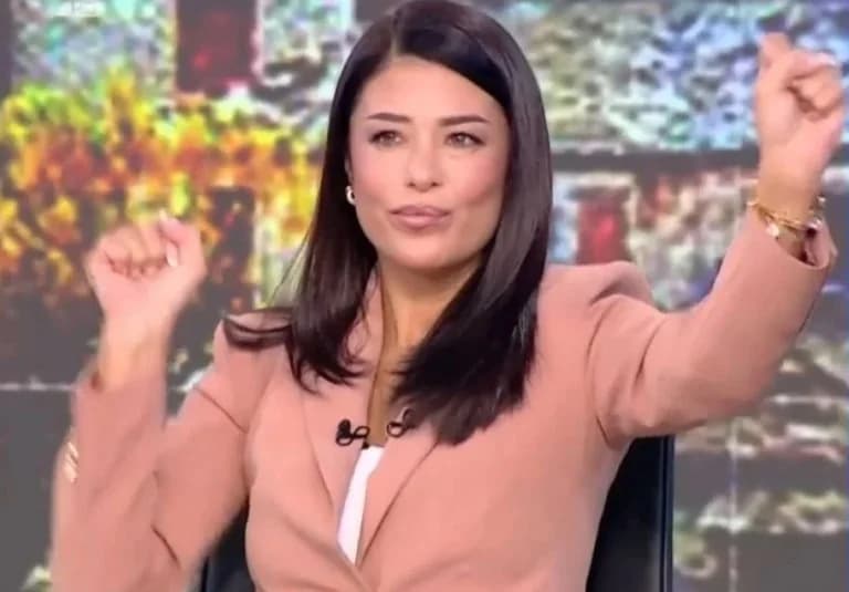 Latinopoulou pide centros cerrados para refugiados en Gyaros y Makronisos