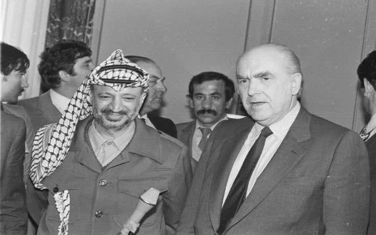 דוקאס: "עלינו להמשיך בדרכו של אנדראס למען פלסטין"