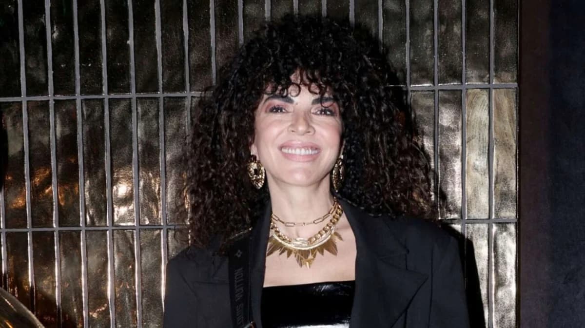 Maria Solomou: The Ideal Age for Motherhood is After 40