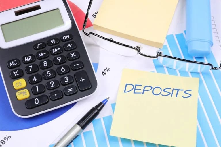Αύξηση σχεδόν €5,1 δισ. στις τραπεζικές καταθέσεις στην Ελλάδα τον Ιούνιο του 2025