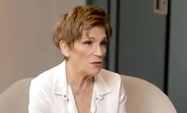Χρύσα Ρώπα: «Έπαιρνα ψυχοφάρμακα, είχα βάλει 15 κιλά» - Η μάχη με την κατάθλιψη