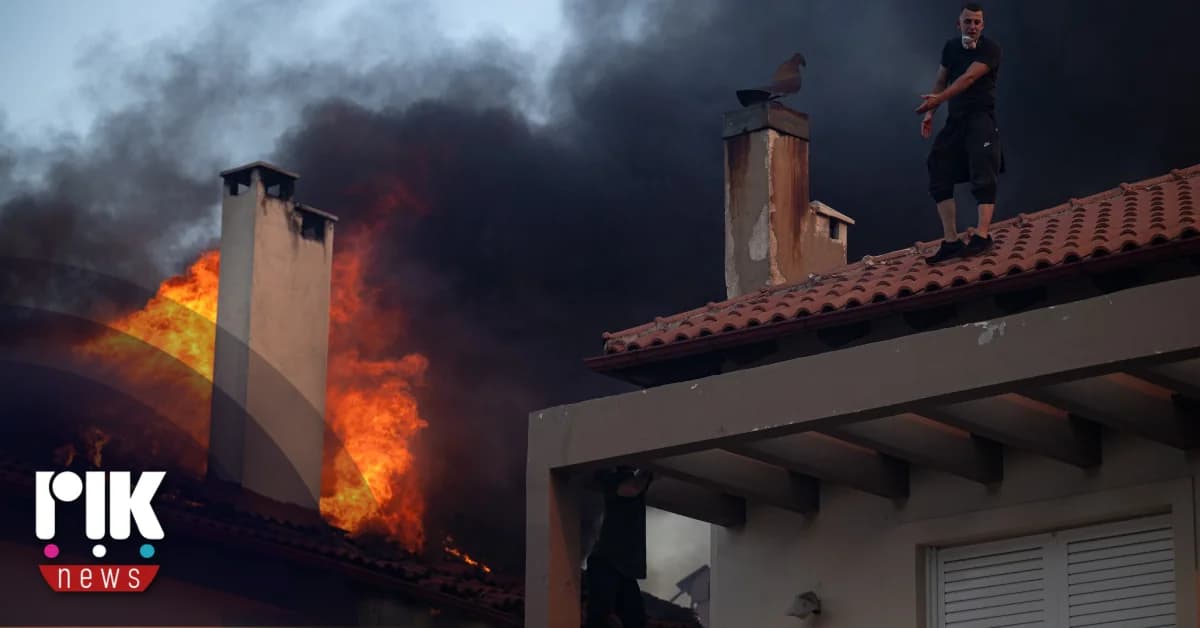Múltiples incendios forestales arrasan Grecia: casas envueltas en llamas