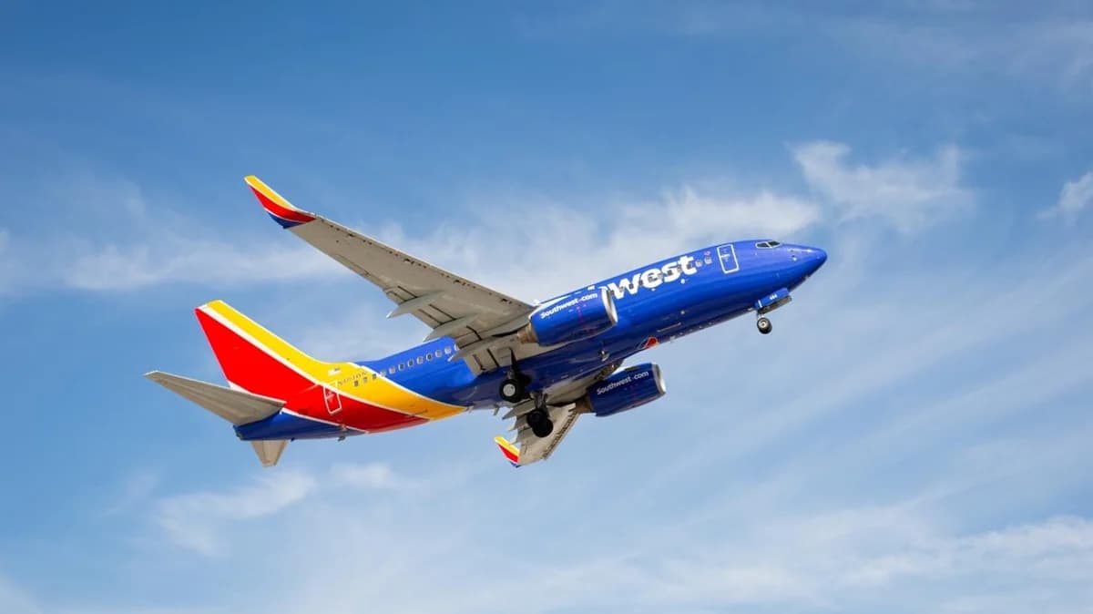 US-Flugzeug weicht Kollision aus – Besatzung verletzt