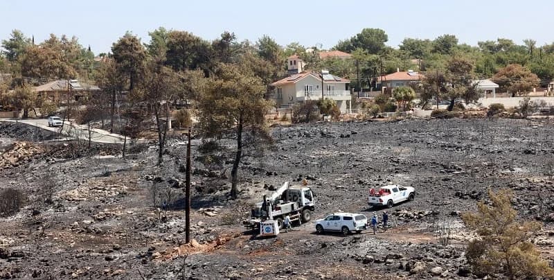 Έρευνα για πιθανούς εμπρησμούς και σύλληψη 37χρονου