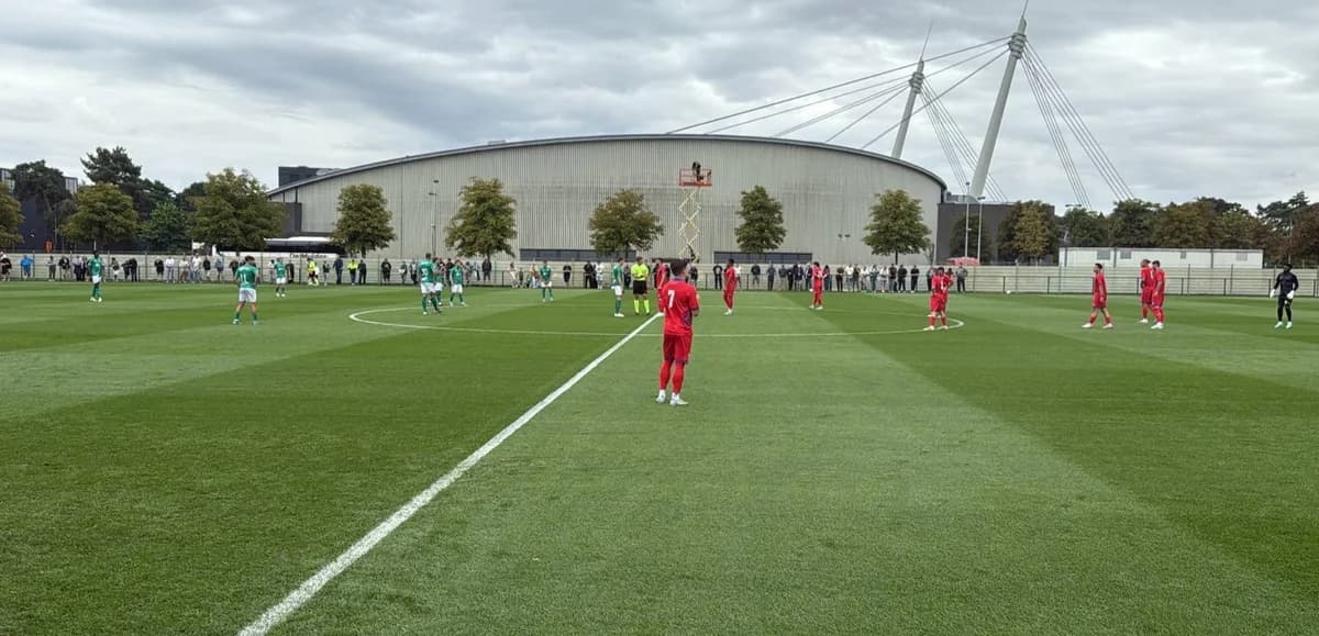 Volos spielt 3:3 unentschieden im Freundschaftsspiel gegen Lommel in den Niederlanden