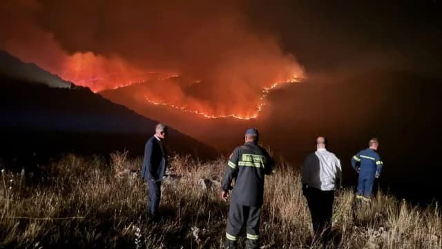Incendio en Eordaia Ptolemaida en curso – Alto riesgo en 15 regiones