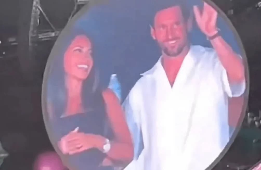 Coldplay's kiss cam catches Messi and Antonela