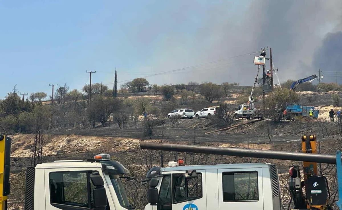 EAC intensifica los esfuerzos para restaurar la energía en las áreas afectadas por el fuego