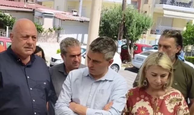 Beos ataca a Makri en presencia de Christos Dimas