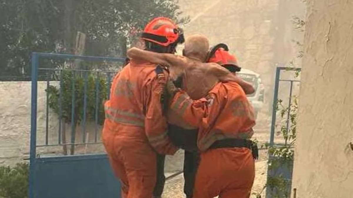 קשיש חולץ מהלהבות על ידי ההגנה האזרחית בהרי לימסול