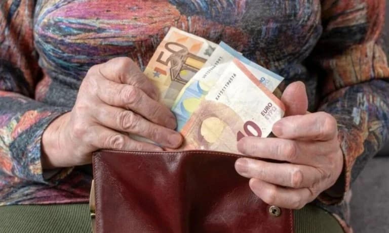 Pensiones de Septiembre de 2025: Fechas de Pago para OAEE, Sector Público, IKA, NAT