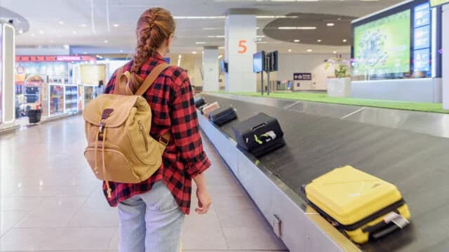 סוף למגבלת 100 מ"ל לנוזלים בטיסות בשדות תעופה באיחוד האירופי