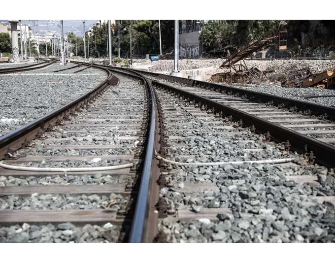 Zugverkehr auf der Strecke Zahari-Rapsani wegen Brandes unterbrochen