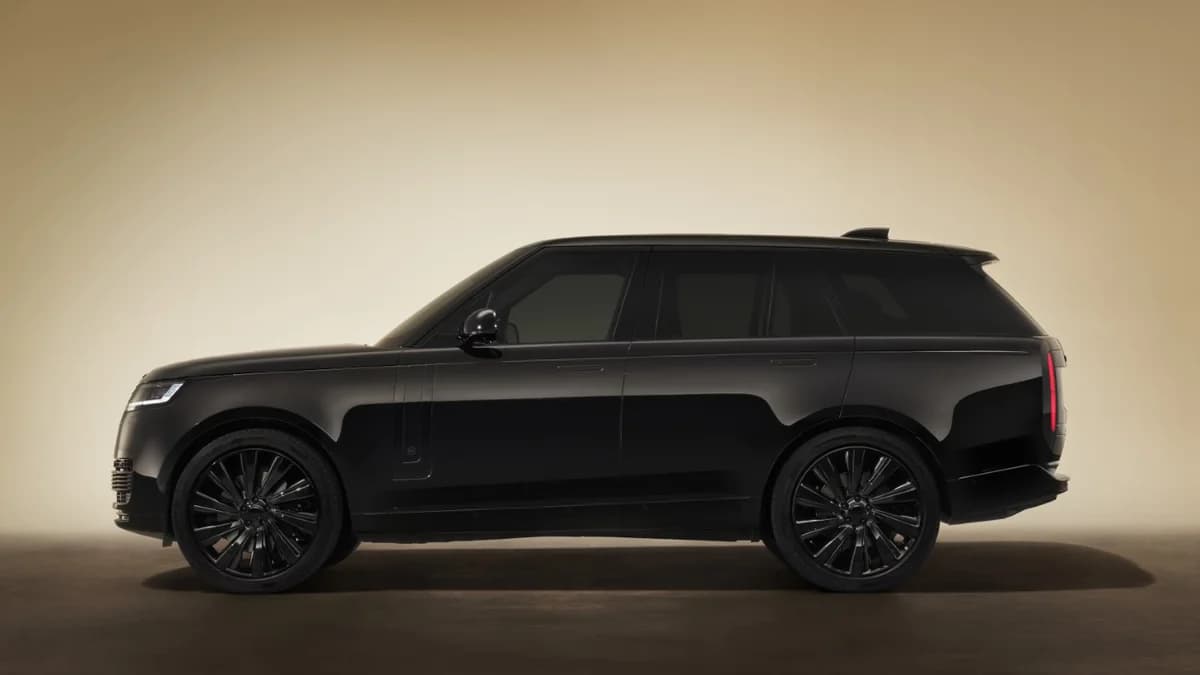 Range Rover SV Black: Imposantes Erscheinungsbild und einzigartiges Klangerlebnis