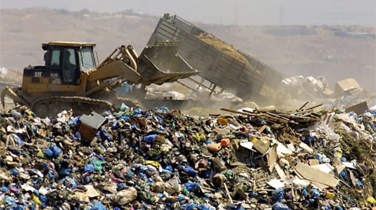 Comisionada de Medio Ambiente de Chipre: Los vertederos ilegales, un problema de larga data