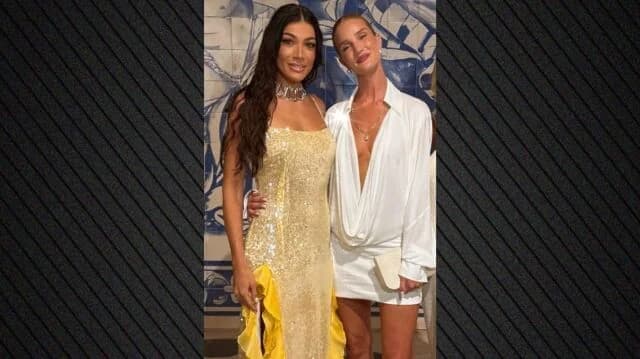 Ivi Adamou se encuentra con Rosie Huntington-Whiteley en Antalya