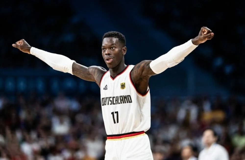 Сборная Германии: Деннис Шредер объявил о равных премиях для мужчин и женщин