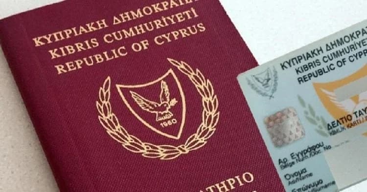 Ανανέωση ταυτότητας ή διαβατηρίου: Όσα πρέπει να ξέρετε