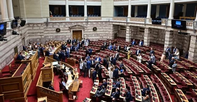 SYRIZA fordert Dringlichkeitssitzung zur OPEKEKE-Abstimmung