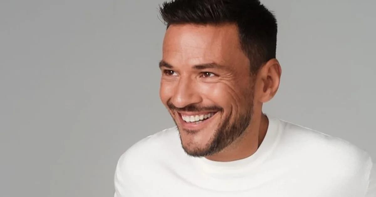 Kostas Tsouros: Entspannungsmomente in Skiathos vor der SKAI-Premiere