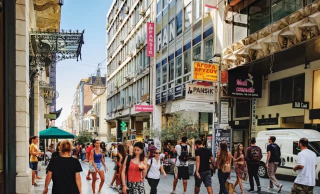 מכירות סוף הקיץ 2025: נמשכות באוגוסט