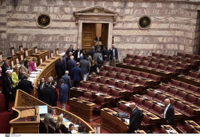 ΟΠΕΚΕΠΕ: Έντονη πολιτική αντιπαράθεση μετά τη συνεδρίαση της Βουλής