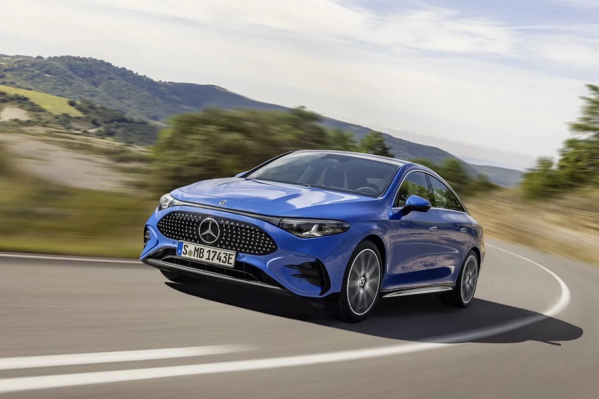 Mercedes y Microsoft convierten los coches en espacios de trabajo móviles