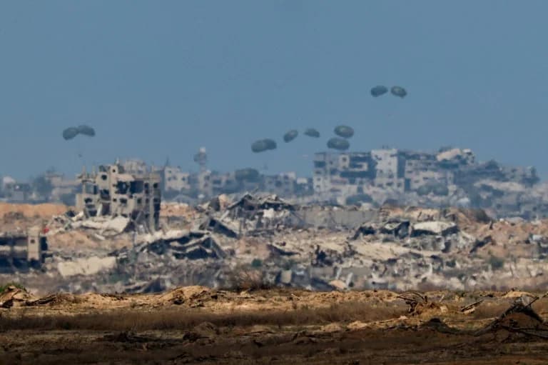 עזה: גרמניה, ספרד וצרפת הטילו מזון מהאוויר – האו״ם קורא לפתיחת נתיבי יבשה