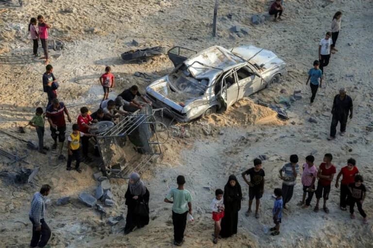 Spanien wirft 12 Tonnen Lebensmittel über Gaza ab