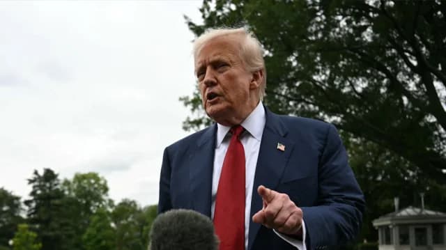 Тарифы Трампа: замедление найма и увольнение главы Статистического агентства