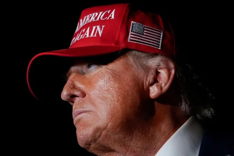 Трамп уволил чиновника из-за недовольства статистикой занятости