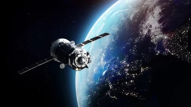 ELKAK Announces Tender for 'Made in Greece' Satellite for Armed Forces
