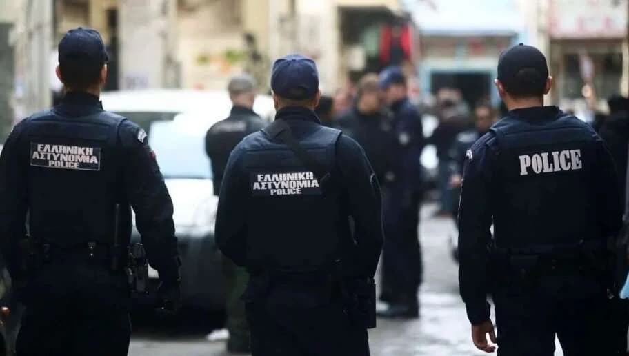 Патры: 13-летний подросток пропал после того, как тайно взял машину отца