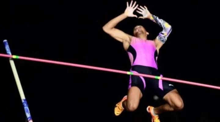 Emmanouil Karalis establece un nuevo récord griego en salto con pértiga con 6.08m