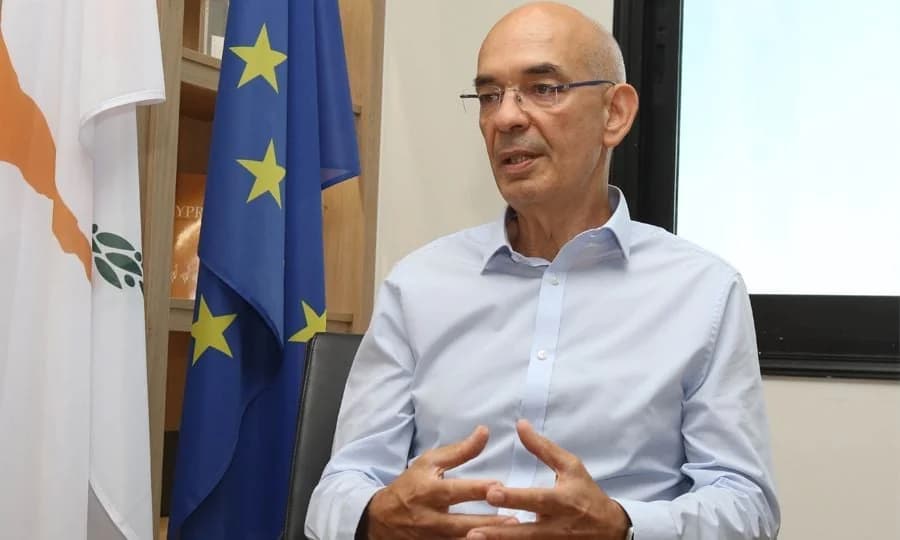 Vafeadis: Regierung setzt sich für die Wiederaufnahme der Verhandlungen ein