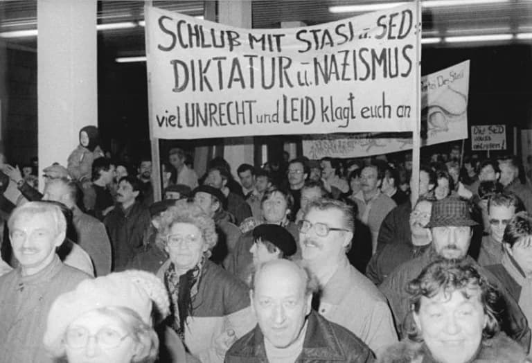Die Stasi: Wie Angst zur Macht in Ostdeutschland wurde