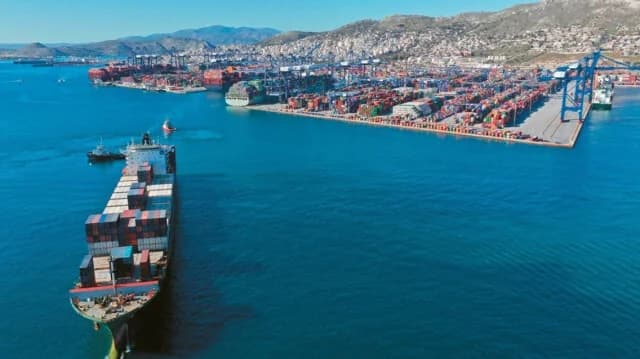 Griechische Reeder investieren jährlich 1,5 Milliarden Dollar in Griechenland