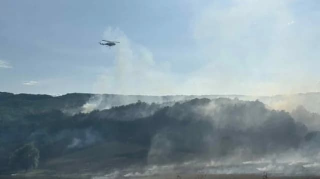 Fire in Agnantia, Kalambaka – Extinguishing Operation with 7 Aerial Vehicles