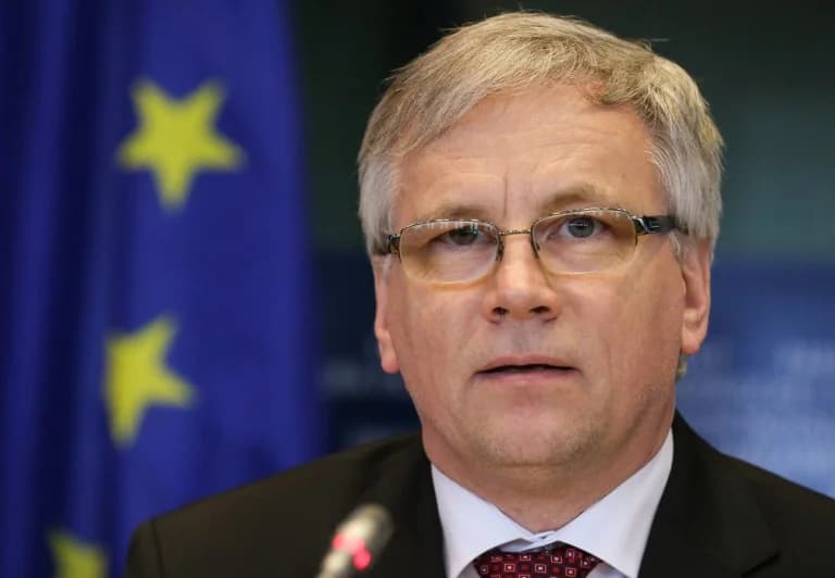 Lithuania: Finance Minister Heads Interim Government