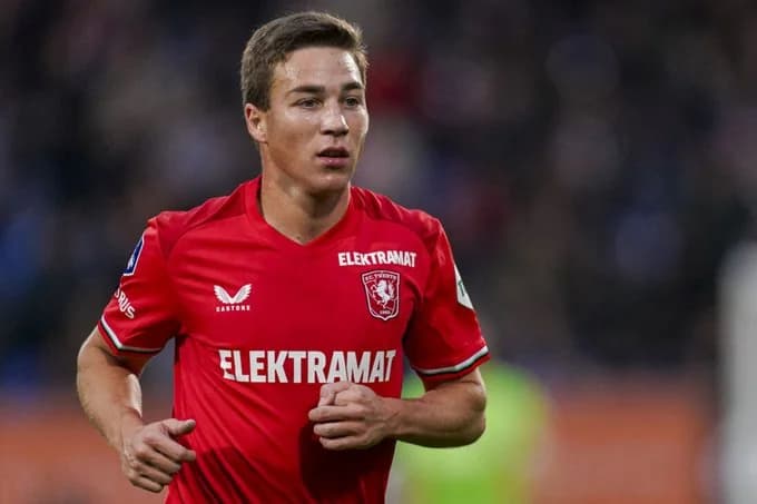 Loizou und Aiting: Eine frühere Begegnung in der niederländischen Liga