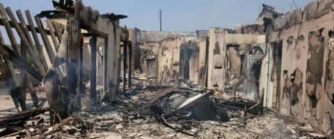 Καταγραφή ζημιών από την πυρκαγιά: 173 ενήλικες και 56 παιδιά σε προσωρινούς χώρους φιλοξενίας