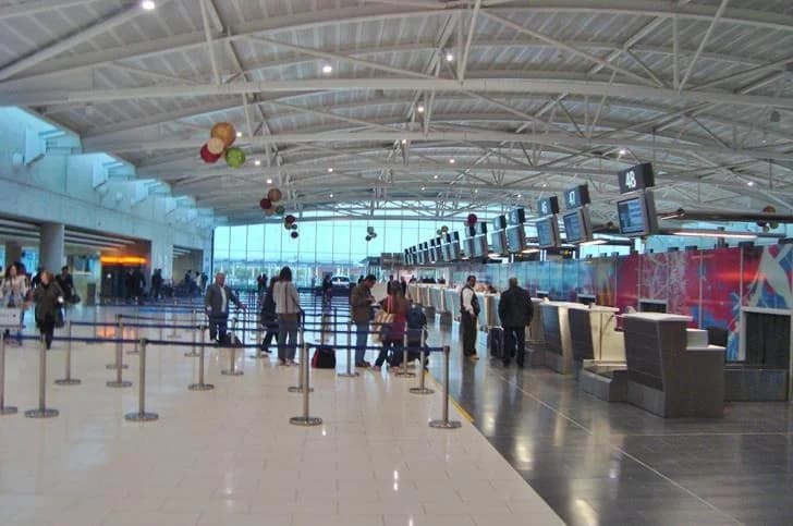 Record Number of Passengers at Larnaca and Paphos Airports in July