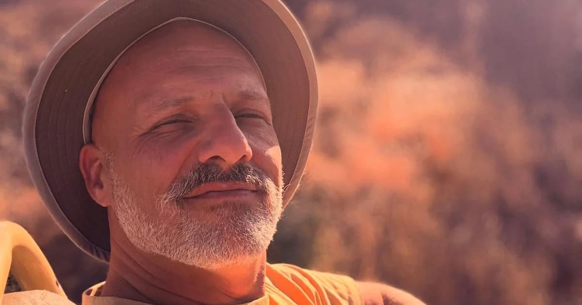 Aventura de safari de Nikos Moutsina en África