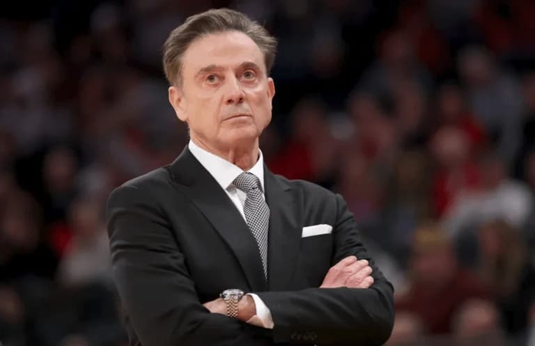 Πιτίνο: «Δεν υπάρχουν πια πόιντ γκαρντ στο NBA»