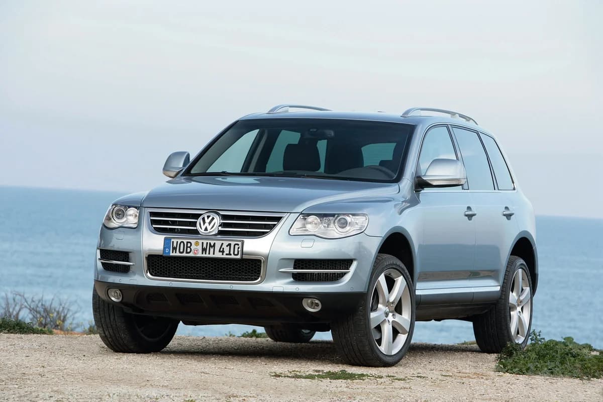 Η Volkswagen αποσύρει το Touareg και το ID.5