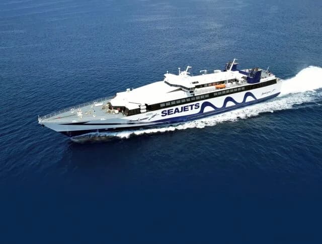 Superjet Unable to Depart from Paros Due to Bad Weather
